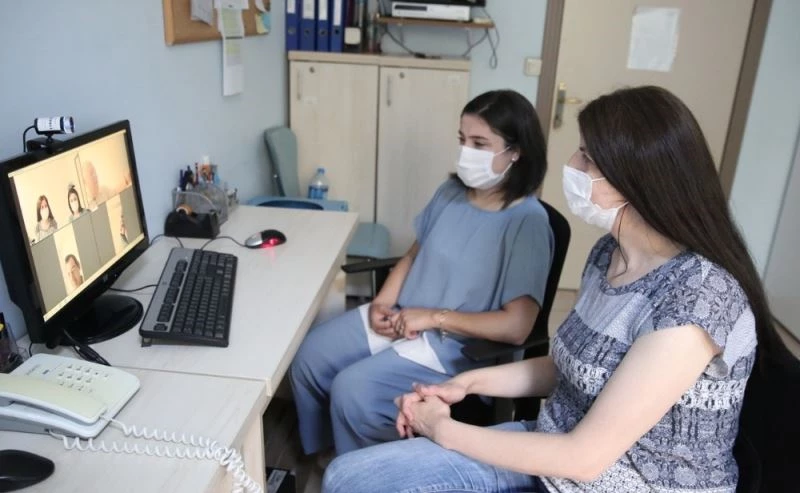 ‘Bizim Ev’de mesafeler engel değil
