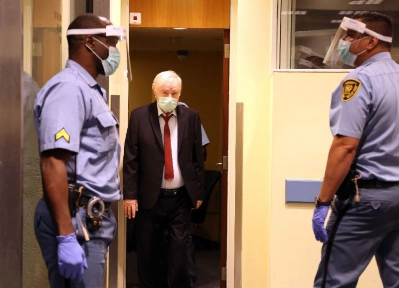 Bosna Kasabı Mladiç’in hakkındaki soykırım suçuna itiraz davası başladı
