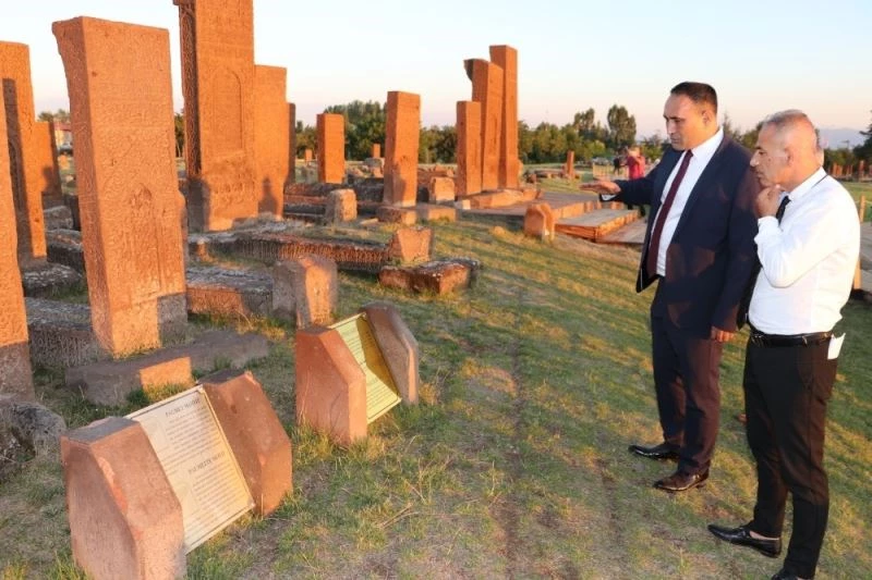 Başkan Yılmaz, Malazgirt Zaferi’nin 949. yıl kutlamalarına katıldı
