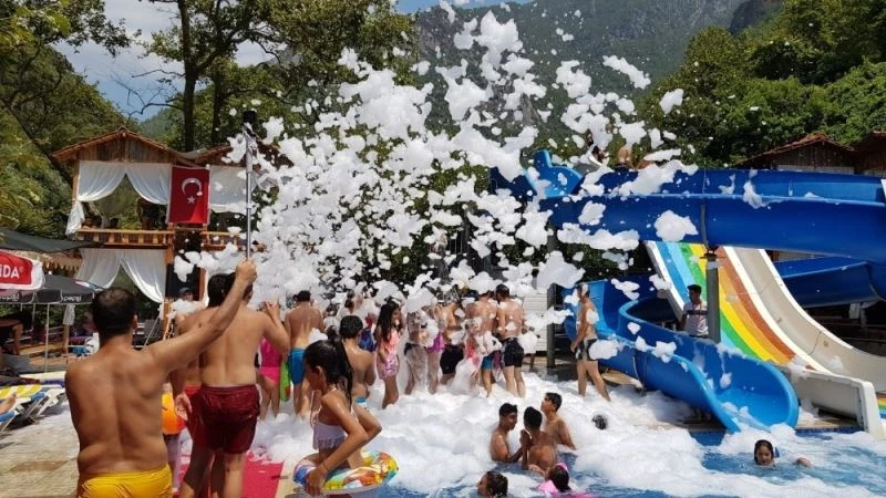 Antalya’da köpük partileri yasaklandı
