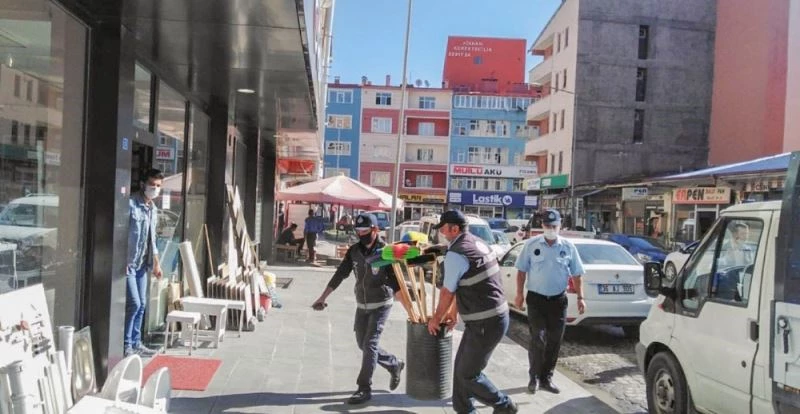 Kars’ta kaldırım işgallerine izin verilmeyecek
