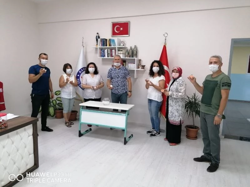 1.sınıf öğrencilerinin şubesi  kura çekimiyle belirlendi
