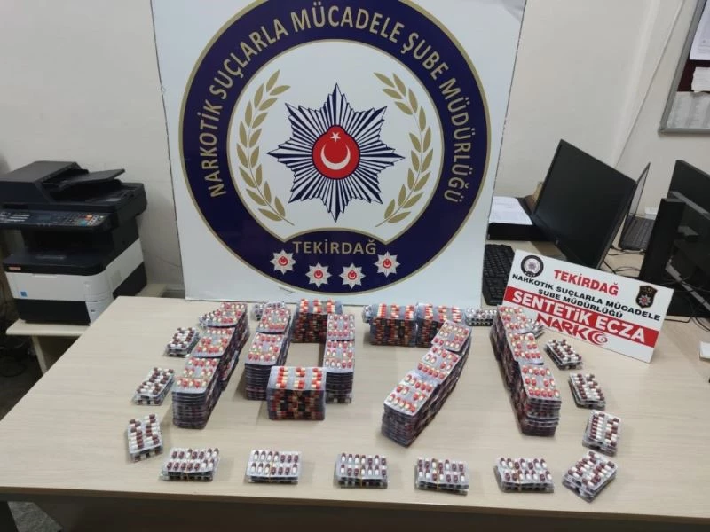 Tekirdağ’da 3 bin 920 sentetik hap ele geçirildi
