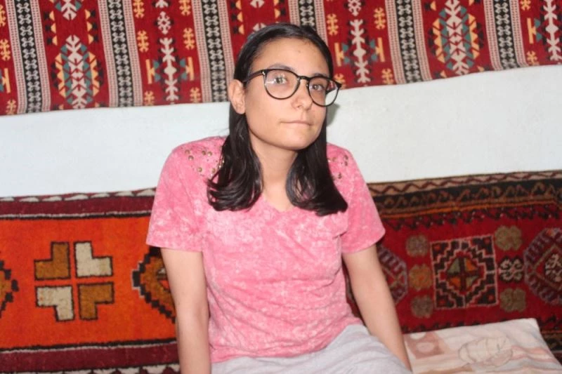 Akülü sandalye olmazsa üniversiteye gidemeyecek
