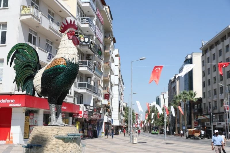 Denizli Türk bayrakları ve Atatürk posterleri ile donatıldı
