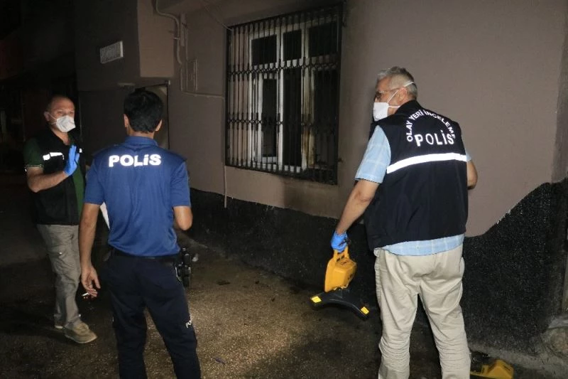 Müstakil ev benzin dökülerek kundaklandı
