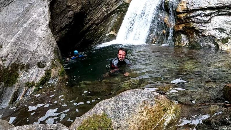 (Özel) Bursalılar 40 derecede yanarken, onlar 7-8 derecede yüzdü
