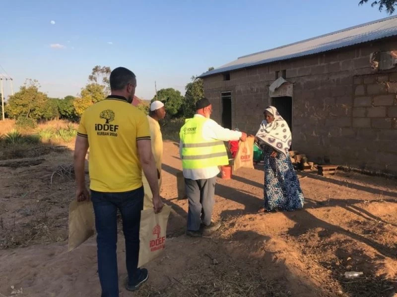 Hayırseverlerin yardımlarıyla milyonlar bayram sevinci yaşadı
