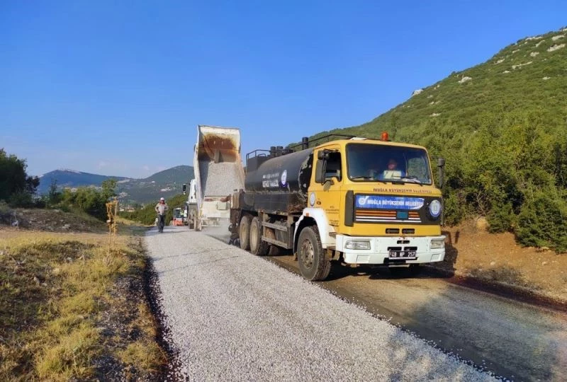 Yayla Ceylan, Temel ve Seki grup yolları asfaltlandı
