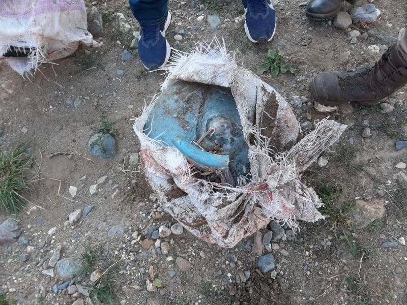 Van’da EYP ile tuzaklanmış büyük mutfak tüpü ele geçirildi
