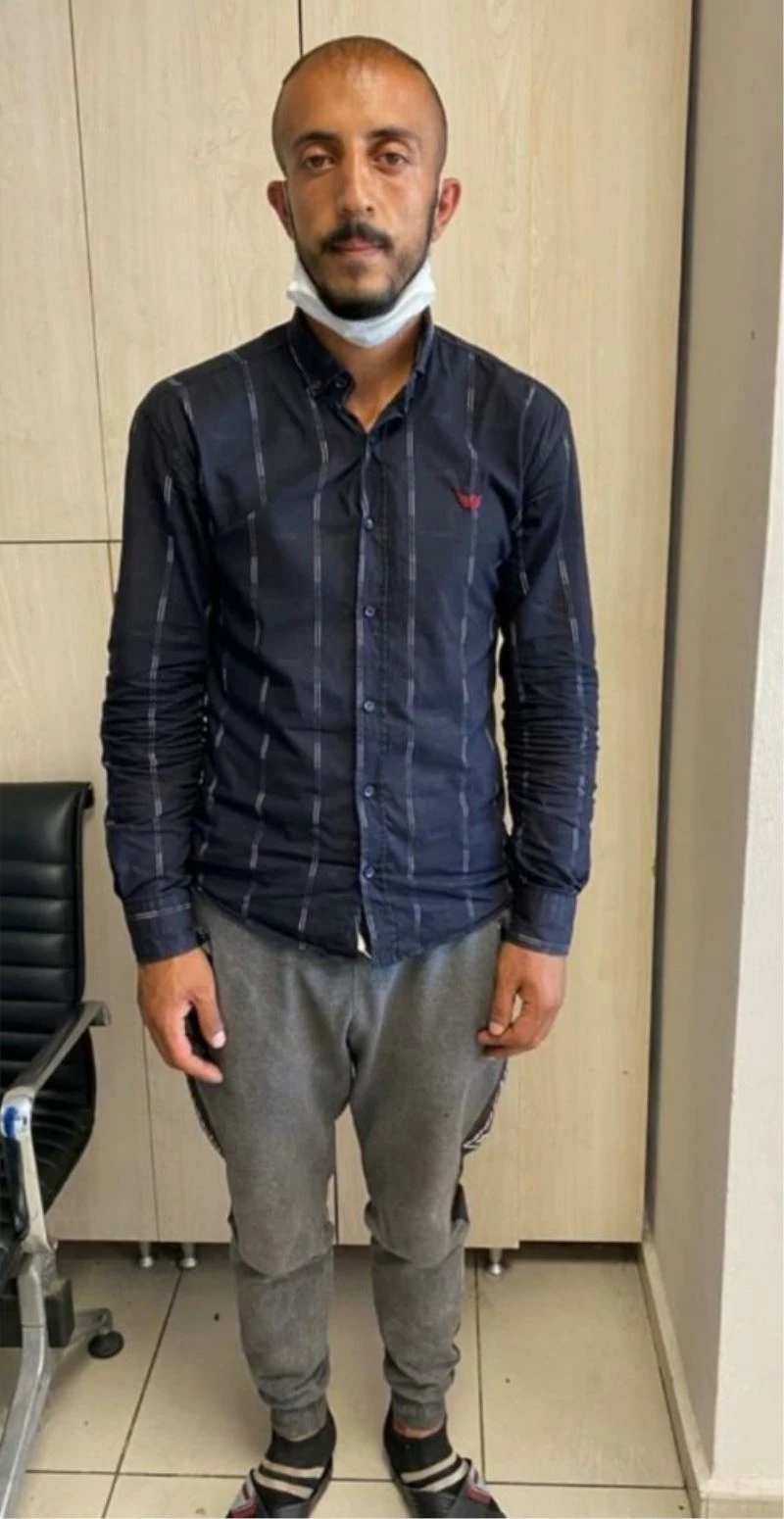 Cam silme bahanesiyle gasp girişimine 3 gözaltı
