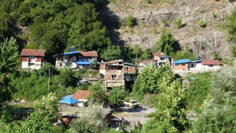 Zonguldak’ta 40 kişinin yaşadığı mahalleye giriş çıkışlar yasaklandı
