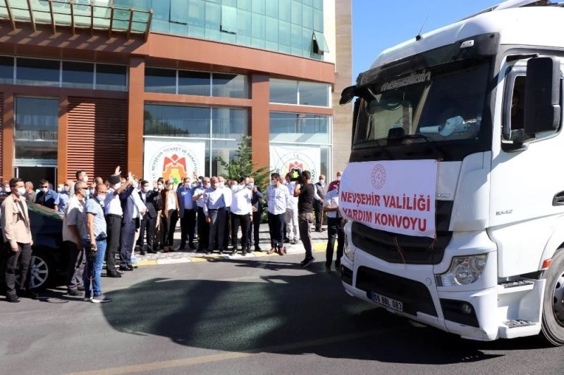 Nevşehir’den İdlib’e 25 tır bims gönderildi
