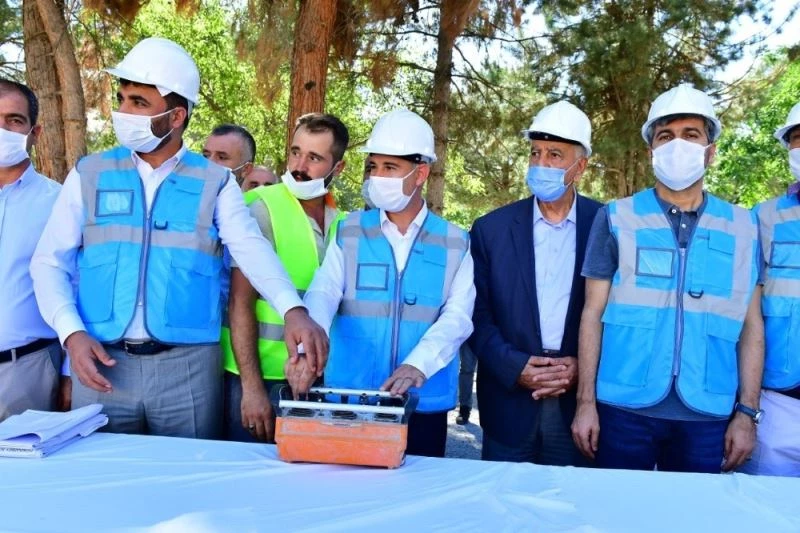 Yeşilyurt Belediyesi Gündüzbey sosyal tesislerinin temel atma töreni gerçekleşti
