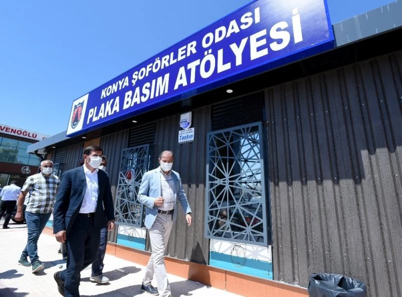 Karatay Belediyesinden Galericiler Sitesi’ne plaka basım merkezi
