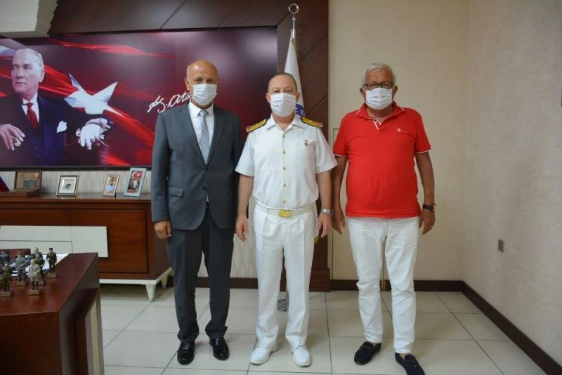 Tuğamiral Uyar Kdz. Ereğli’ye veda ediyor
