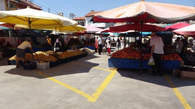 Pazarlarda mahsul artınca fiyatlar düştü
