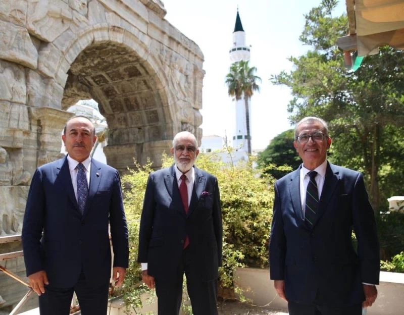 Bakan Çavuşoğlu, Maltalı ve Libyalı mevkidaşlarıyla görüştü
