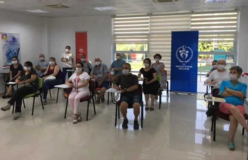 TURBELDAK sporcuları ilk yardım kursuna katıldı
