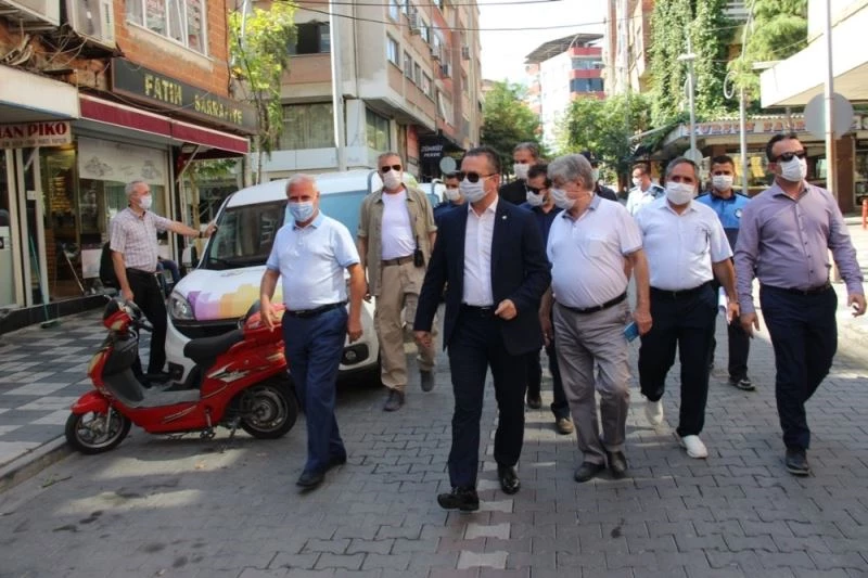 Kaymakam Akkaya maskelerini aksesuar gibi kullananları uyardı
