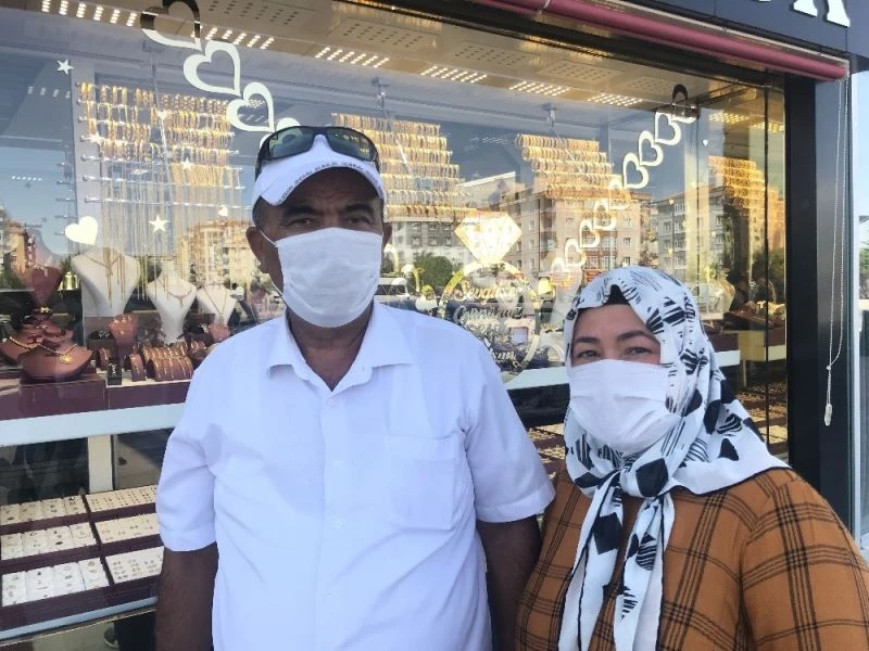 Kuyumcu dükkanlarının soyulmasını engelleyen karı koca konuştu
