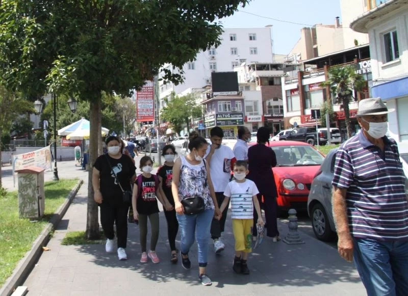 Tekirdağlılar maskesiz sokağa çıkmıyor
