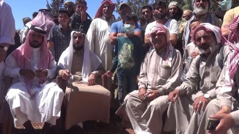 İdlib halkından liderleri öldürülen aşirete destek protestosu
