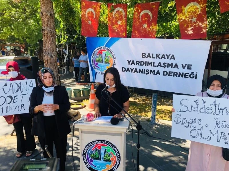 Balkaya Yardımlaşma ve Dayanışma Derneği kadına şiddete ‘Dur’ dedi
