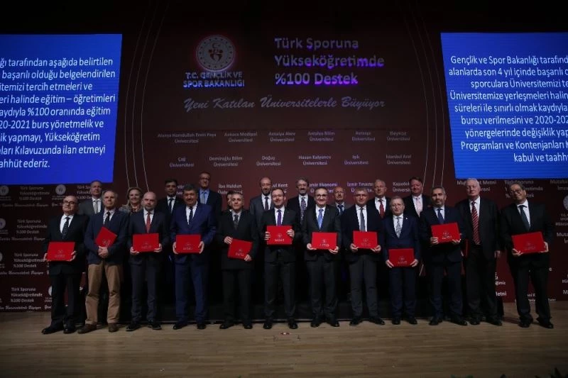 Bakan Kasapoğlu’ndan YKS tercih sürecindeki milli sporculara önemli hatırlatma
