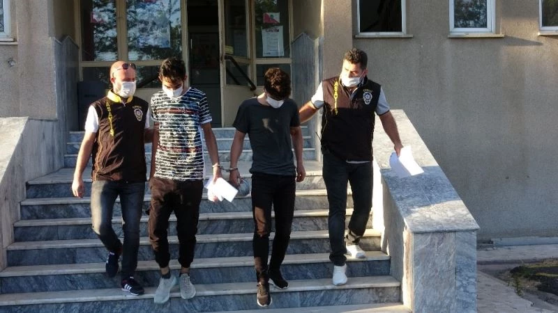 Akrobat hırsızlar önce kameraya sonra polise yakalandı
