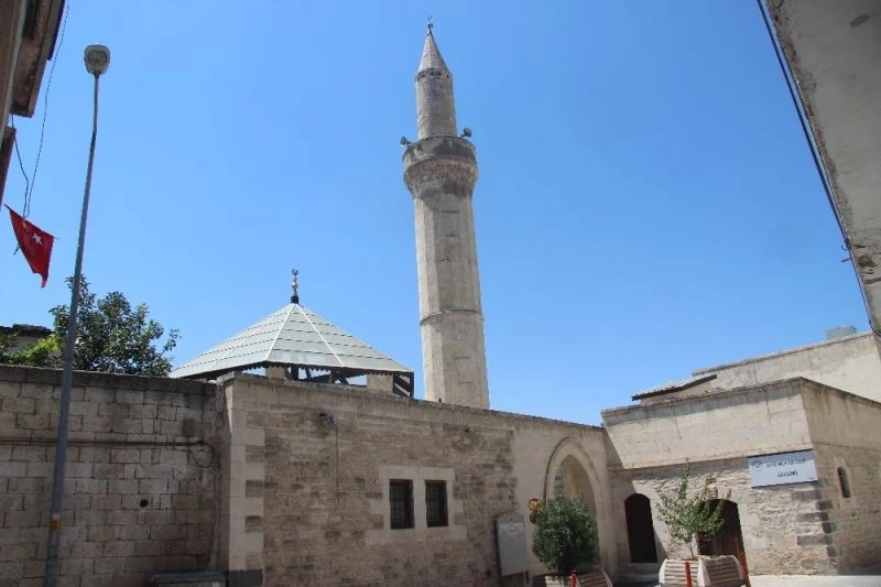 Tarihi Ulu Cami’de 681 yıldır ezan sesi yükseliyor
