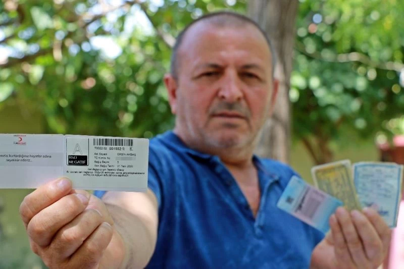 54 yıl sonra kan grubunun farklı olduğunu öğrendi, çileden çıktı
