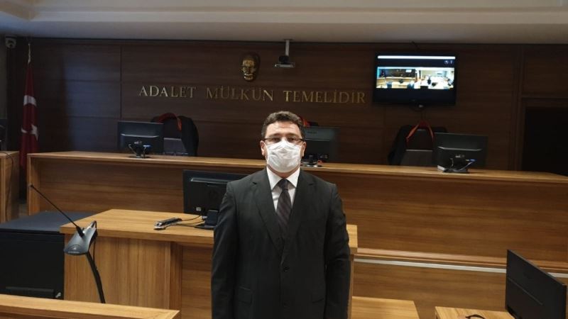 Ankara Batı Adliyesi Başsavcı Vekili Karakülah: “Vatandaşlarımızdan adliyelere gelirken mutlaka maskelerini takmalarını rica ediyoruz”
