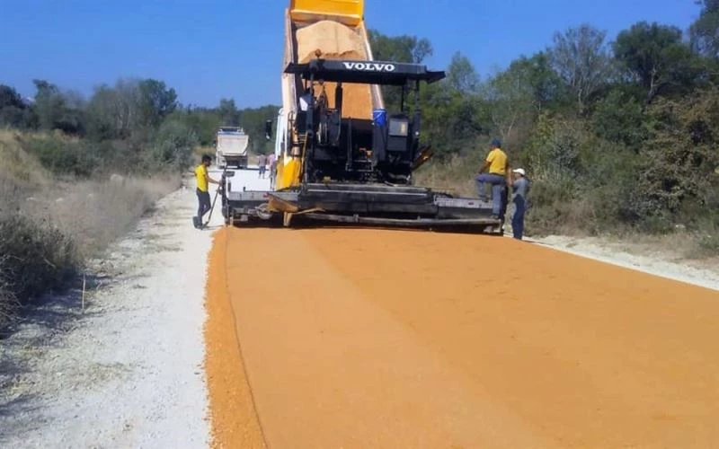 Selim ve Katran köy yollarına asfalt çalışması
