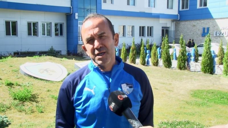 (Özel haber) Mehmet Özdilek: “Sahada her maçı kazanmak için her türlü mücadeleyi vereceğiz”
