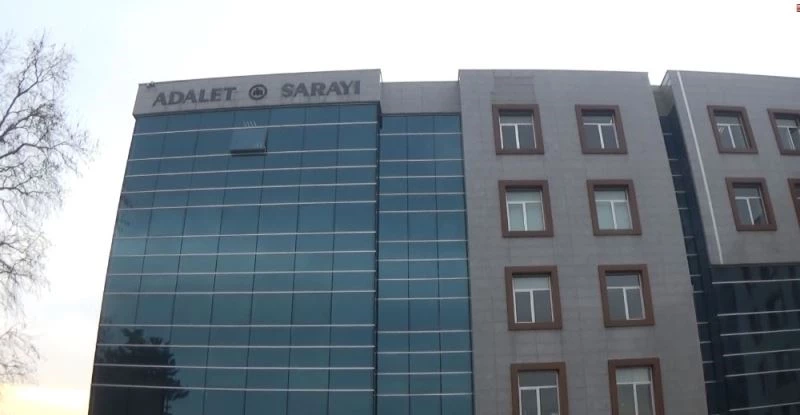 Karantinayı deldiler, bir yıl hapis cezası talebiyle yargılanacaklar
