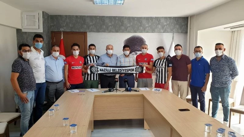 Siyah İnciler transferi kapattı
