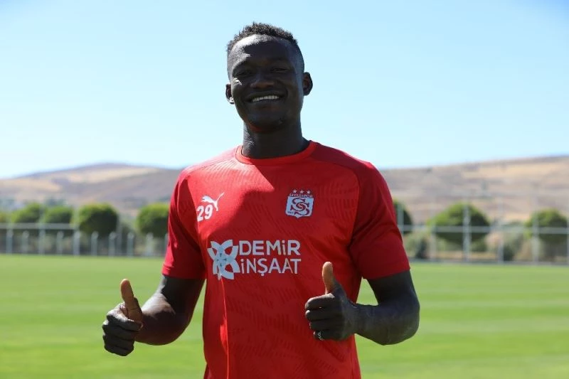 Casimir Ninga: “Avrupa Ligi, buraya gelmemde çok büyük artıydı”
