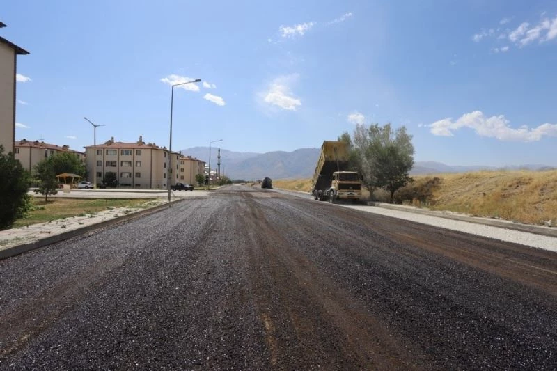 Mimar Sinan Mahallesinde sathi kaplama çalışmaları bitti
