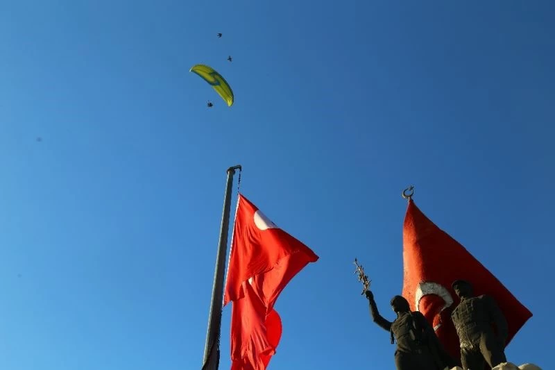 Paraşütlü evlilik teklifi
