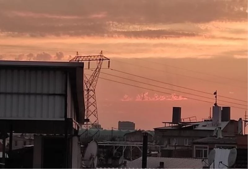 Bursa’da bulutların dikkat çeken görüntüsü
