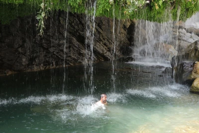 Hakkari’nin gizli güzellikleri keşfediliyor
