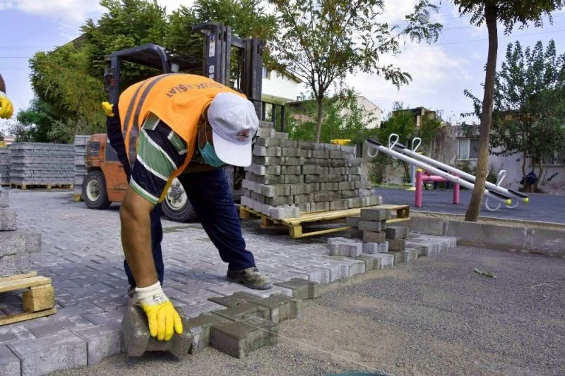 Yeni Şakran’da sokaklar yenileniyor
