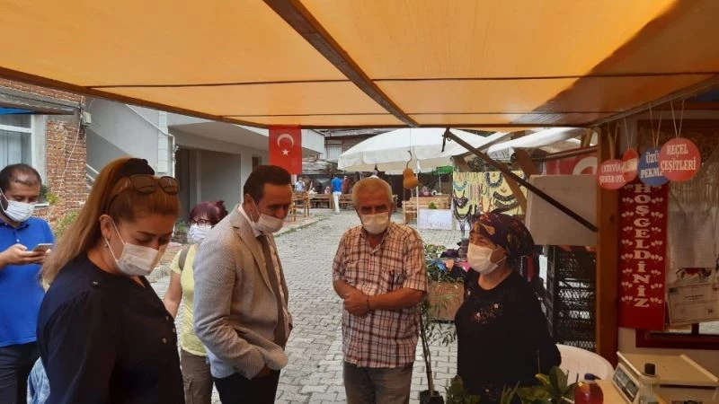 Başkan Yanmaz Yukarı Mahalle esnafını ziyaret etti
