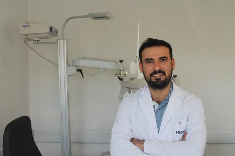 Op. Dr. Özpınar: “Akıllı merceklerle görme problemine çözüm sunmuş oluyoruz”
