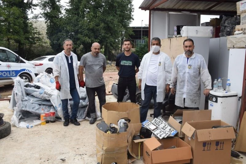 Çalıntı araçları parçalayıp satan kişiler yakalandı
