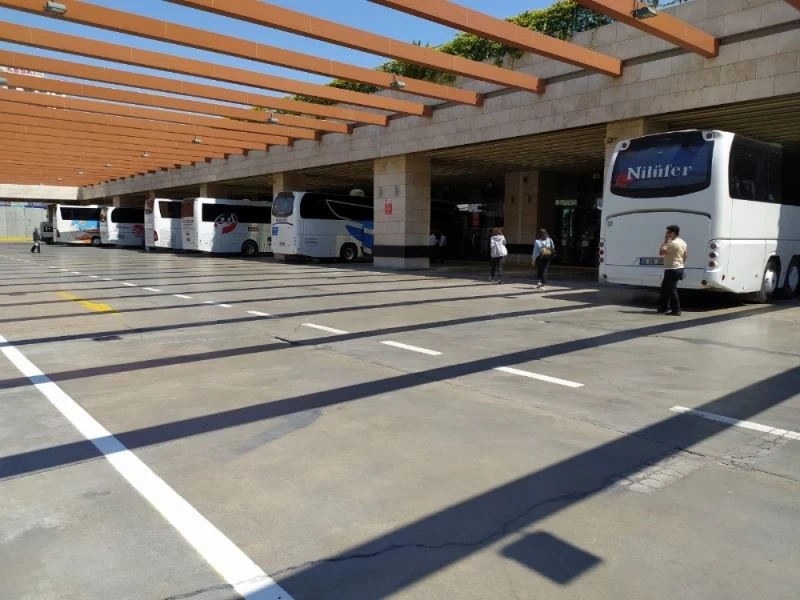 HES kodu olmadan yolcu taşıyan 2 farklı firmanın 2 otobüsü 10 gün men edildi
