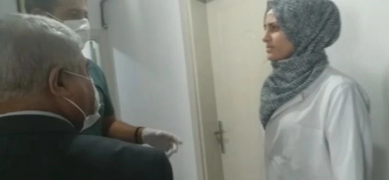 Bursa’da kaçak dişçi baskını: 5 gözaltı
