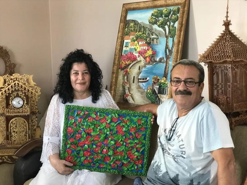 Emekli öğretmen çiftin teraslarından pazara uzanan eğlenceli uğraşları