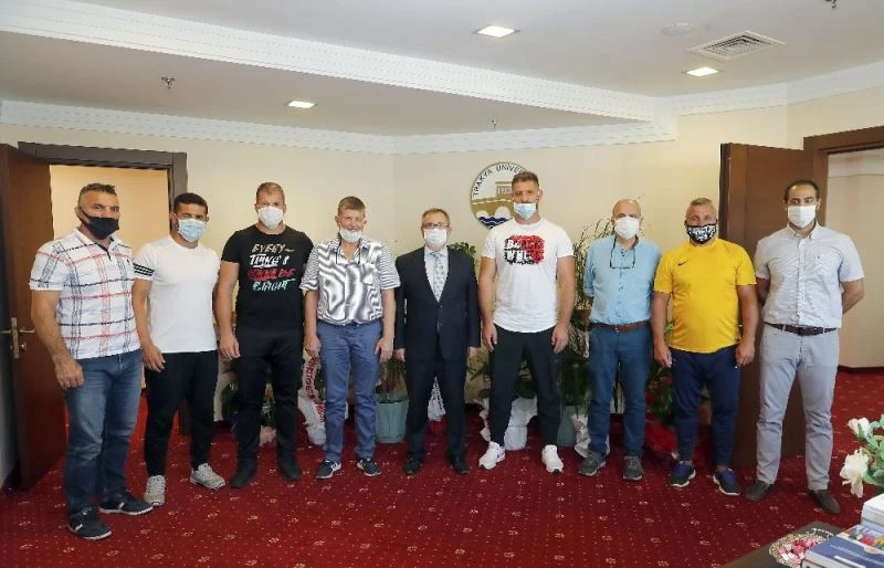 Kırkpınar’ın başarılı pehlivanları Trakya Üniversiteli oldu
